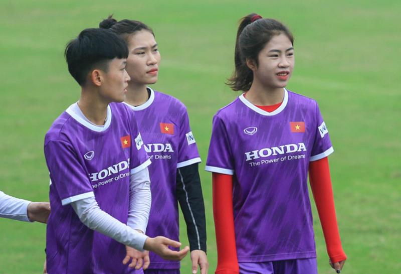 HLV Campuchia: ‘Tuyển nữ Việt Nam quá vượt trội, chúng tôi không thể làm gì hơn’